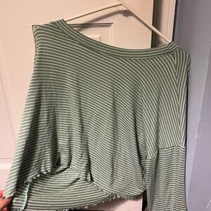 Vestique Sage Top